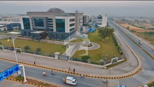 ڈی ایچ اے فیز 5 - بلاک ایم ڈی ایچ اے فیز 5,ڈیفنس (ڈی ایچ اے),لاہور میں 1 کنال رہائشی پلاٹ 4.55 کروڑ میں برائے فروخت۔