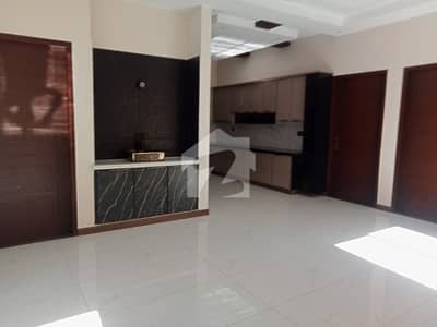 3 Bed DD Apartment For Rent In King Presidency, Johar Road Facing, 125 Area, With Maintenance.
