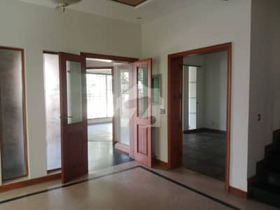 10 Marla House For Rent In Dha Phase 5