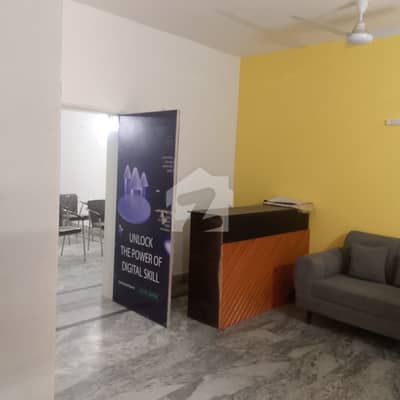 این ایف سی 1 لاہور میں 10 مرلہ Studio دفتر 75.0 ہزار میں کرایہ پر دستیاب ہے۔