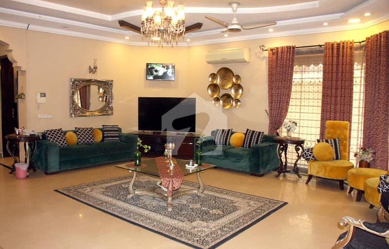 ماڈل ٹاؤن ۔ بلاک ایچ ماڈل ٹاؤن,لاہور میں 6 کمروں کا 2 کنال مکان 21.0 کروڑ میں برائے فروخت۔ ماڈل ٹاؤن ۔ بلاک ایچ ماڈل ٹاؤن,لاہور میں 6 کمروں کا 2 کنال مکان 21.0 کروڑ میں برائے فروخت۔