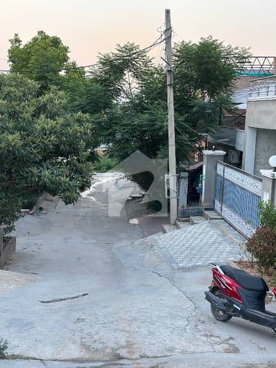 Gulshanabad sector 1 10 Marla plot For Sale Highted location solid land
