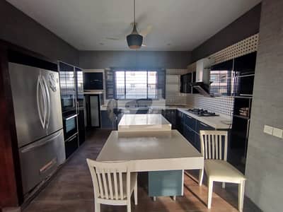 MOST LUXURIOUS AND ARCHITECTURE ULTRA MODERN STYLE DOUBLE STORY BUNGALOW FOR SELL IN DHA PHASE 8,NEAR TO CREEK VISTA