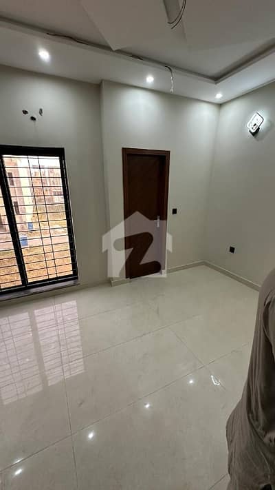 3 MARLA BEAUTIFUL HOUSE AVAILABLE FOR SALE PRIME LOCATION OF AL KABIR TOWN