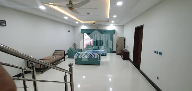 FULLY FURNISHED Room FOR RENT