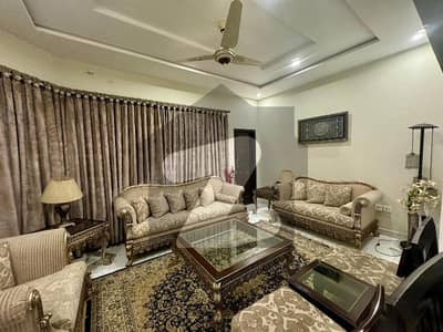 8 Marla New House Available For Sale