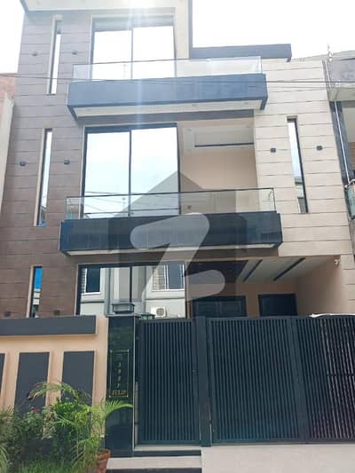 5 Marla Brand New House For Sale Park View City, Lahore 5 Marla Brand New House For Sale Park View City, Lahore