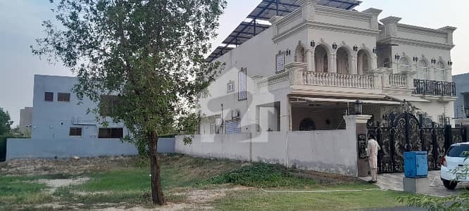 ڈی ایچ اے 11 رہبر سیکٹر 1 - بلاک بی ڈی ایچ اے 11 رہبر سیکٹر 1,ڈی ایچ اے 11 رہبر,لاہور میں 1 کنال رہائشی پلاٹ 4.25 کروڑ میں برائے فروخت۔