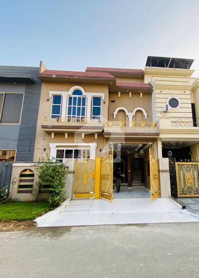 سٹی ہاؤسنگ سوسائٹی گوجرانوالہ میں 4 کمروں کا 5 مرلہ مکان 1.85 کروڑ میں برائے فروخت۔ سٹی ہاؤسنگ سوسائٹی گوجرانوالہ میں 4 کمروں کا 5 مرلہ مکان 1.85 کروڑ میں برائے فروخت۔
