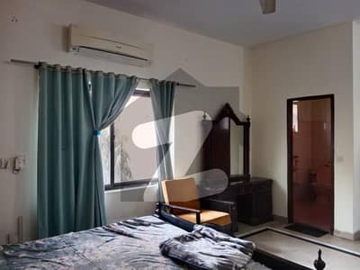 FULLY FURNISHED ONE-BEDROOM AVAILABLE FOR RENT