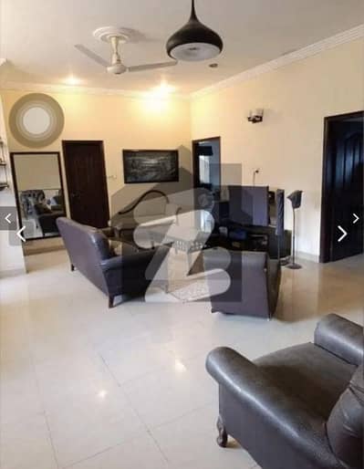 BUNGALOW FOR SALE DHA PHASE 8