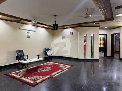 01 KANAL UPPRR PORTION FOR FAMILIES+ SILENT OFFICE FOR RENT IN JOHAR TOWN LAHORE