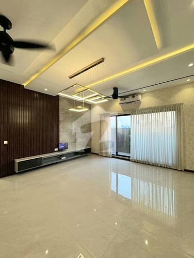 DHA PHASE 4 1KANAL Beautiful Upper Portion available for Rent DHA PHASE 4 1KANAL Beautiful Upper Portion available for Rent