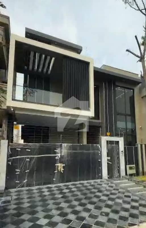 Beautiful Brand New 14 Marla House For Sale Beautiful Brand New 14 Marla House For Sale