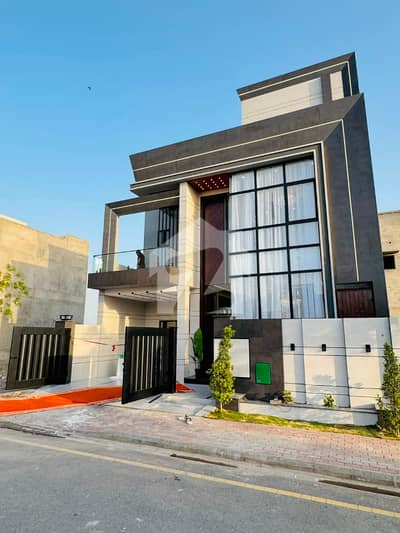 5.33 Marla House Available For Sale In Jinnah Extension Block Sector E Bahria Town Lahore