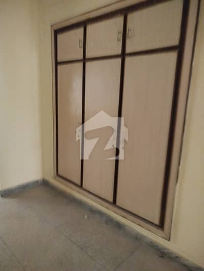 Looking For A Lower Portion In Gulshan-e-Iqbal - Block 1