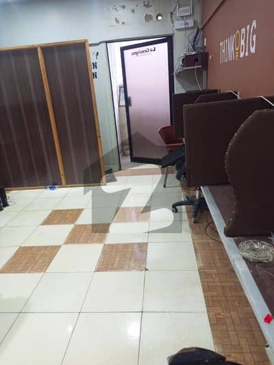 گلشنِ اقبال - بلاک 13 بی گلشنِ اقبال,گلشنِ اقبال ٹاؤن,کراچی میں 3 مرلہ دفتر 58.0 ہزار میں کرایہ پر دستیاب ہے۔