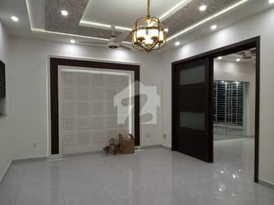 ای ۔ 11/2 ای ۔ 11,اسلام آباد میں 3 کمروں کا 1 کنال زیریں پورشن 1.5 لاکھ میں کرایہ پر دستیاب ہے۔
