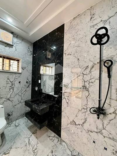 10 Marla Reasonable House For Sale