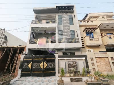 الرحمان فیز 2 - بلاک جے الرحمان گارڈن فیز 2,الرحمان گارڈن,لاہور میں 5 کمروں کا 5 مرلہ مکان 2.4 کروڑ میں برائے فروخت۔