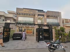 House Of 1 Kanal Available In Al Rehman Phase 2 - Executive Block