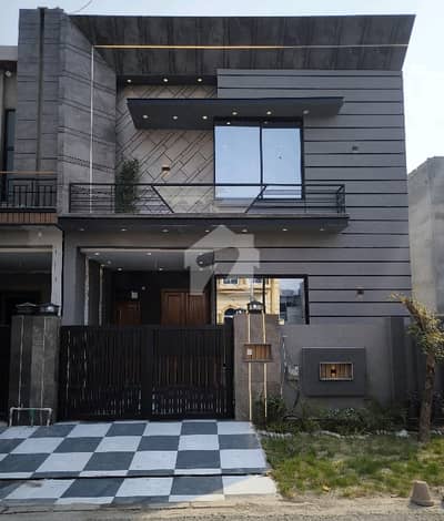 Brand New 5 Marla House Available In Royal Orchard For sale