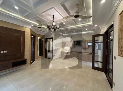10 Marla Modern Design House For Sale In Bahria Town Lahore