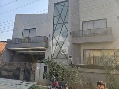 Prime Location In Garrison Homes 12 Marla House For Sale