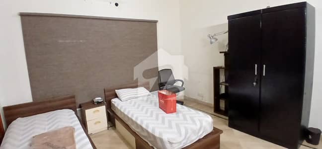 ڈی ایچ اے فیز 7 ڈی ایچ اے ڈیفینس,کراچی میں 5 کمروں کا 1 کنال مکان 15.0 کروڑ میں برائے فروخت۔