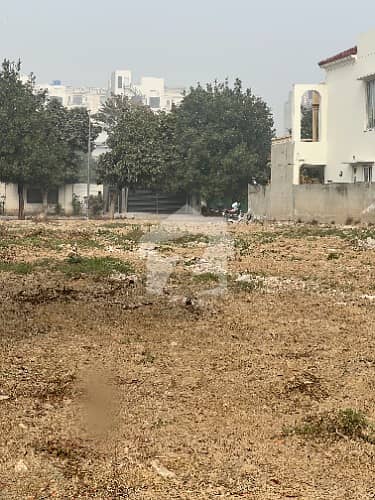 Investors Location 5 Marla Plot For Sale 9 Town A Block