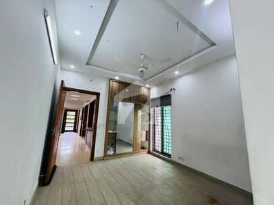 Upper Portion of 5 Marla House Available For Rent In Lake City Sector M-7