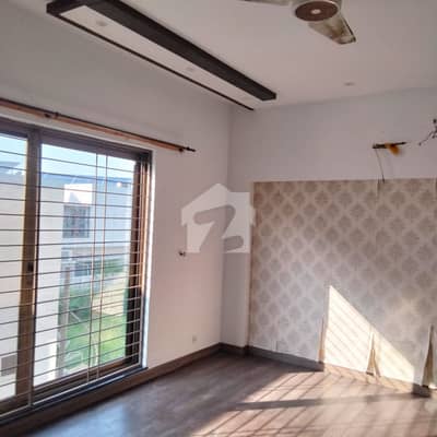 DHA PHASE 4 UPPER PORTION 20 MARLA 3 BEDS LOWEST RENT GOLDEN CHANCE DHA PHASE 4 UPPER PORTION 20 MARLA 3 BEDS LOWEST RENT GOLDEN CHANCE