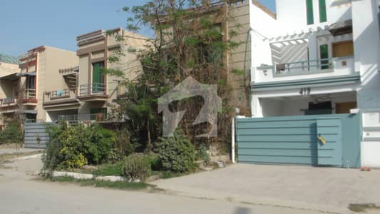8 Marla Lower Portion In Mpchs B-17 Islamabad For Rent