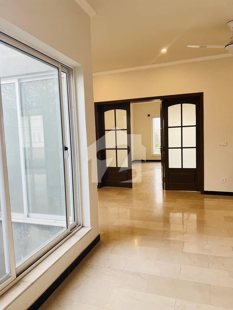 Beautiful Uper portion For rent Beautiful Uper portion For rent