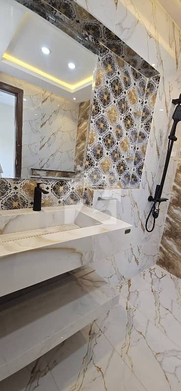 10 Marla House For sale In Top City 1 10 Marla House For sale In Top City 1