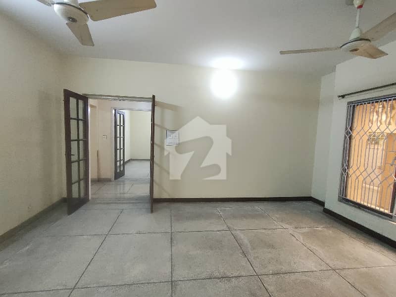 10-Marla 3-Bedroom's House Available For Sale on Hot Location Near Market & Masjid. 10-Marla 3-Bedroom's House Available For Sale on Hot Location Near Market & Masjid.