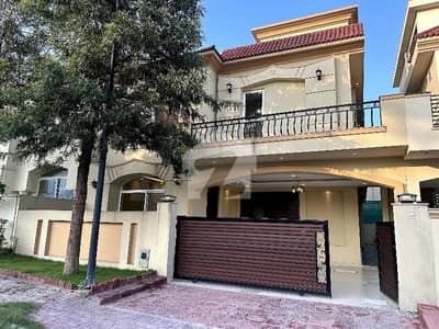 بحریہ انکلیو - سیکٹر سی 1 بحریہ انکلیو,بحریہ ٹاؤن,اسلام آباد میں 5 کمروں کا 10 مرلہ مکان 4.95 کروڑ میں برائے فروخت۔ بحریہ انکلیو - سیکٹر سی 1 بحریہ انکلیو,بحریہ ٹاؤن,اسلام آباد میں 5 کمروں کا 10 مرلہ مکان 4.95 کروڑ میں برائے فروخت۔