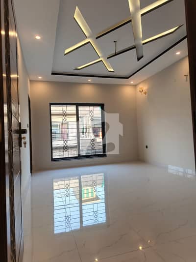 7 MARLA BRAND NEW HOUS AVAILABLE FOR SALE IN JUBILEE TOWN BLOCK D IN A VERY HOT LOCATION OF LAHORE