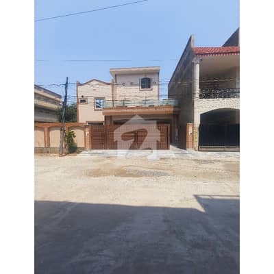 1 Kanal Separate Gate Lower Portion For Rent Ideal For Silent Office