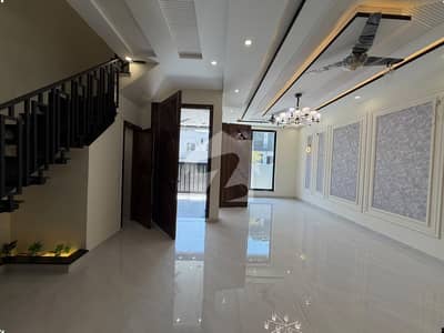 5 MARLA ELEGANT AND FULLY MAINTAINED SUPER HOT LOCATED BUNGALOW IS AVAILABLE IN BANKERS AVENUE BLOCK G, BEDIAN ROAD, LAHORE.