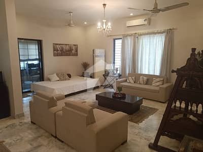 400 yards banglow for sale in dha phase 6