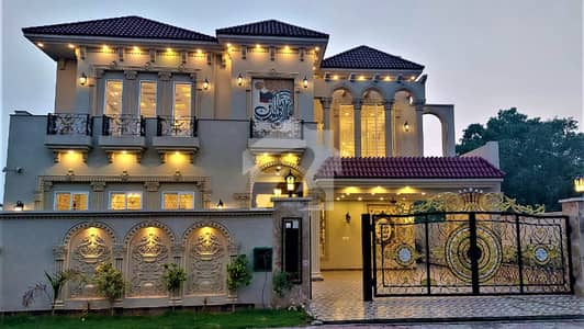 1 Kanal Modern Bungalow For Sale Bahria Town (Ideal Location)
