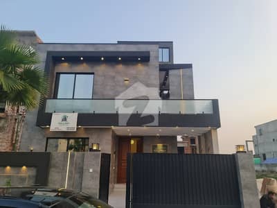 Paragon City 10 Marla Full House Brand New 5bedroom Attached Bathroom TV Lunch During Room Kitchen Store Near Park Near Market Near Masjid Near School LGS Good Location