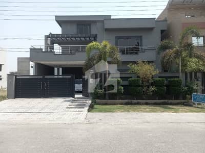 ONE KANAL ULTRA MODERN HOUSE FOR SALE Top Location of DHA EME Lahore