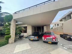 1000 YARDS WELL MAINTAINED FULL BASEMENT 6 BEDROOMS PHASE 5