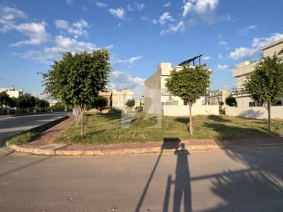 Exclusive Opportunity: Premium Corner Plot Near To Park and Masjid In Sector C1
