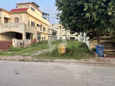 Exclusive Opportunity: Premium Plot in Sector C1, Bahria Enclave Ready To Construction Plot Near To Main gate