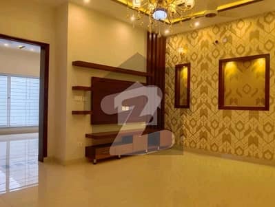 5 Marla House For Sale In Bahria Town - Sector E Lahore