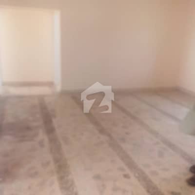 Gulshan-E-Iqbal - Block 18 Upper Portion Sized 400 Square Yards