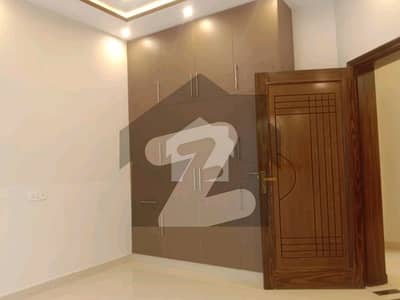Well-constructed House Available For sale In Bahria Town - Sector D